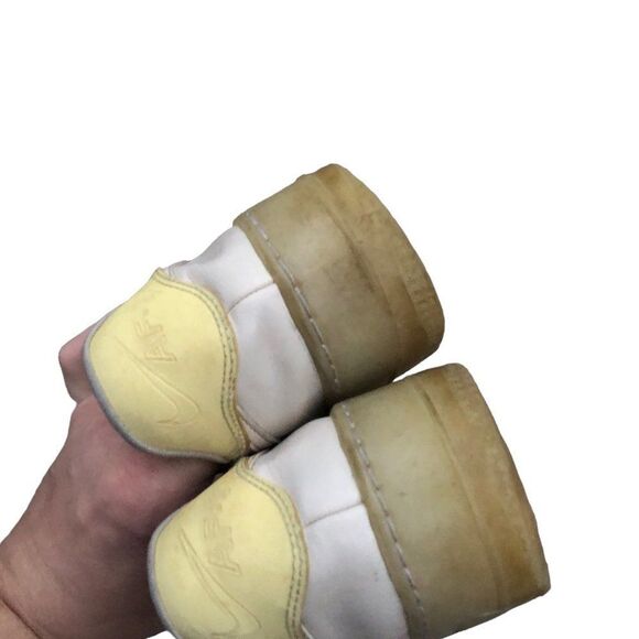 RARE 2018 Nike Air Force 1 Sage Beige Orange Size 9.5 - Picture 4 of 16